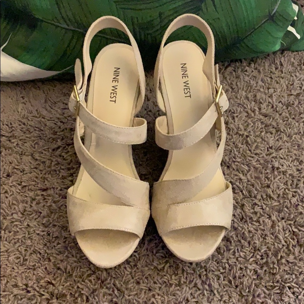 NWOT Nine West Wedges